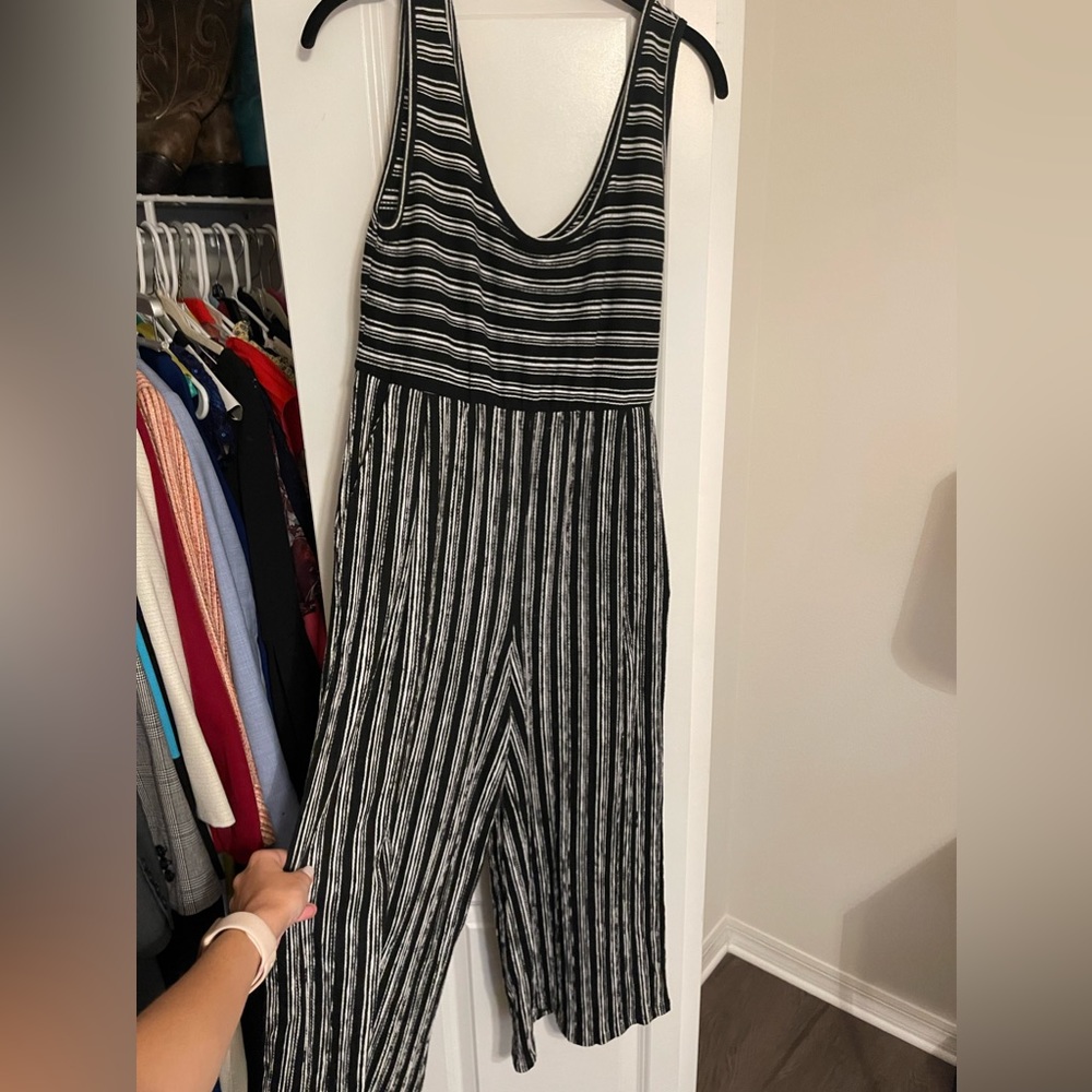 Romper with pockets